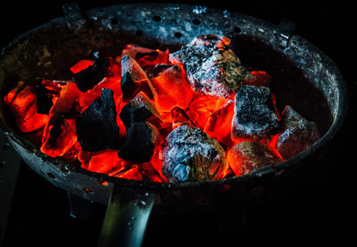 Горящие угли