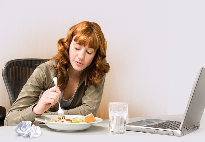 Почему при голодании болит голова