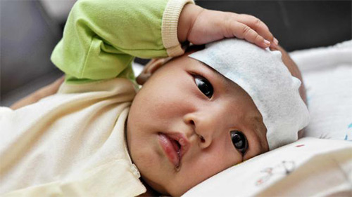 Как защитить малыша от гриппа в период эпидемии: правила гигиены, народные способы, лекарственные препараты