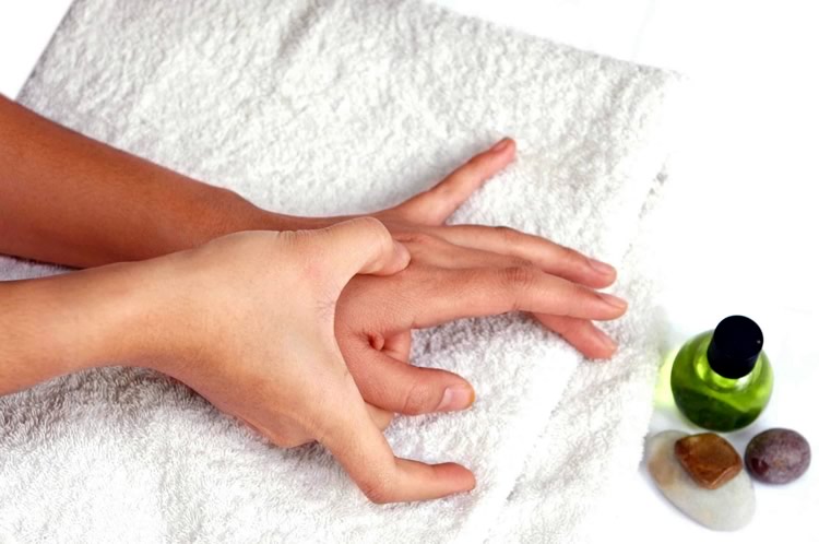 Нажатие на точку